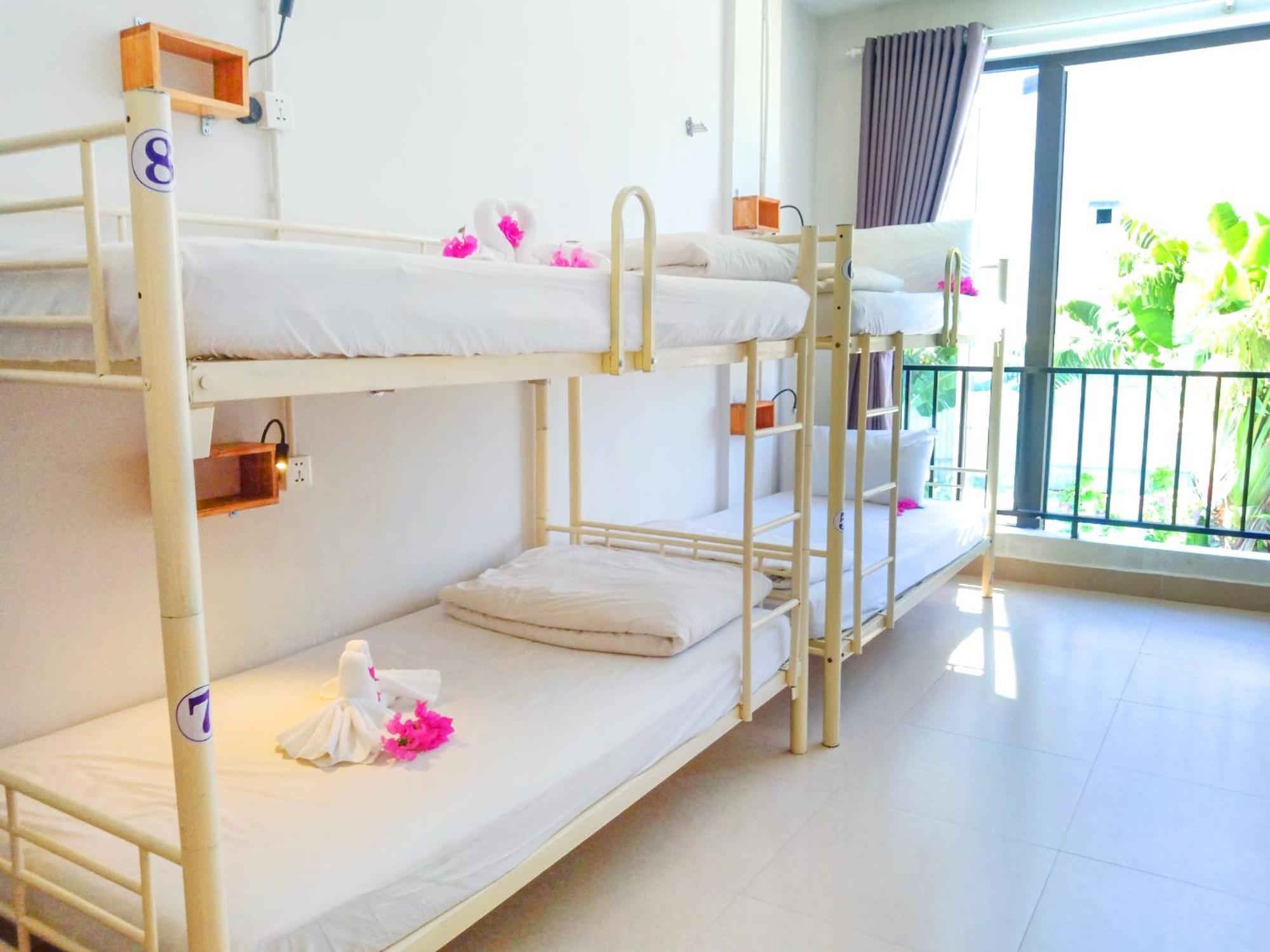 Bed Station Hostel & Pool Bar Hoi An " Former Sunflower" Екстериор снимка