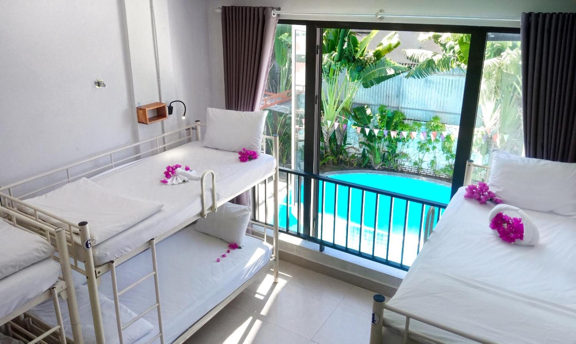 Bed Station Hostel & Pool Bar Hoi An " Former Sunflower" Екстериор снимка