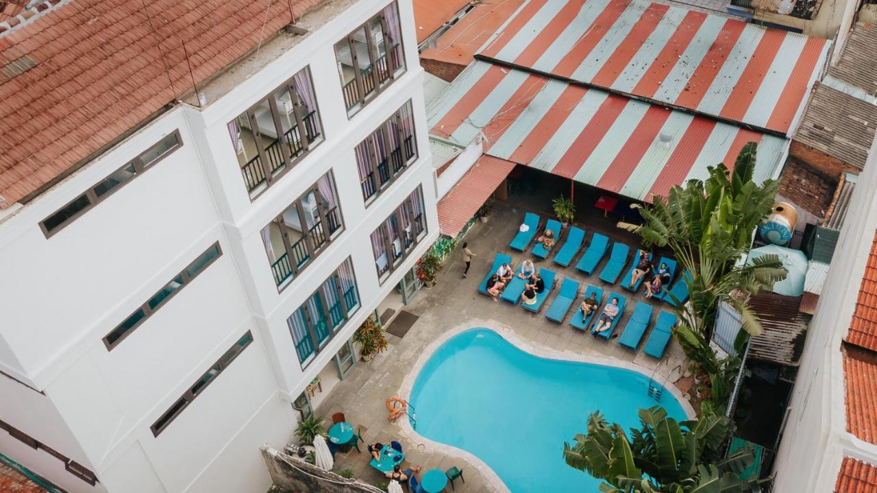 Bed Station Hostel & Pool Bar Hoi An " Former Sunflower" Екстериор снимка
